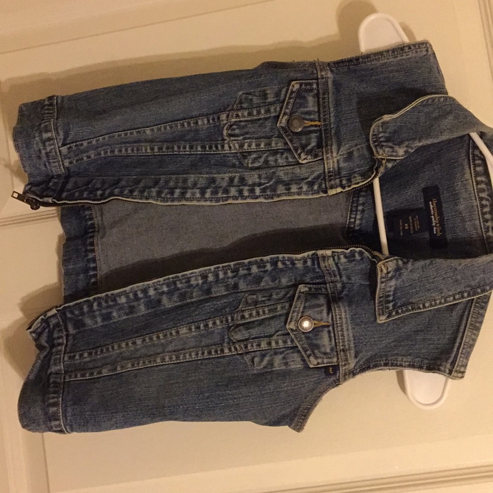 Super cute jean vest